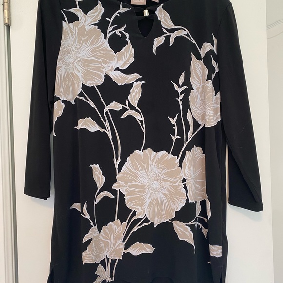 💕Host Pick💕Chicos Tunic Top - Picture 2 of 9